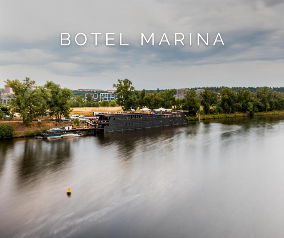 Botel Marina Prag Exterior foto