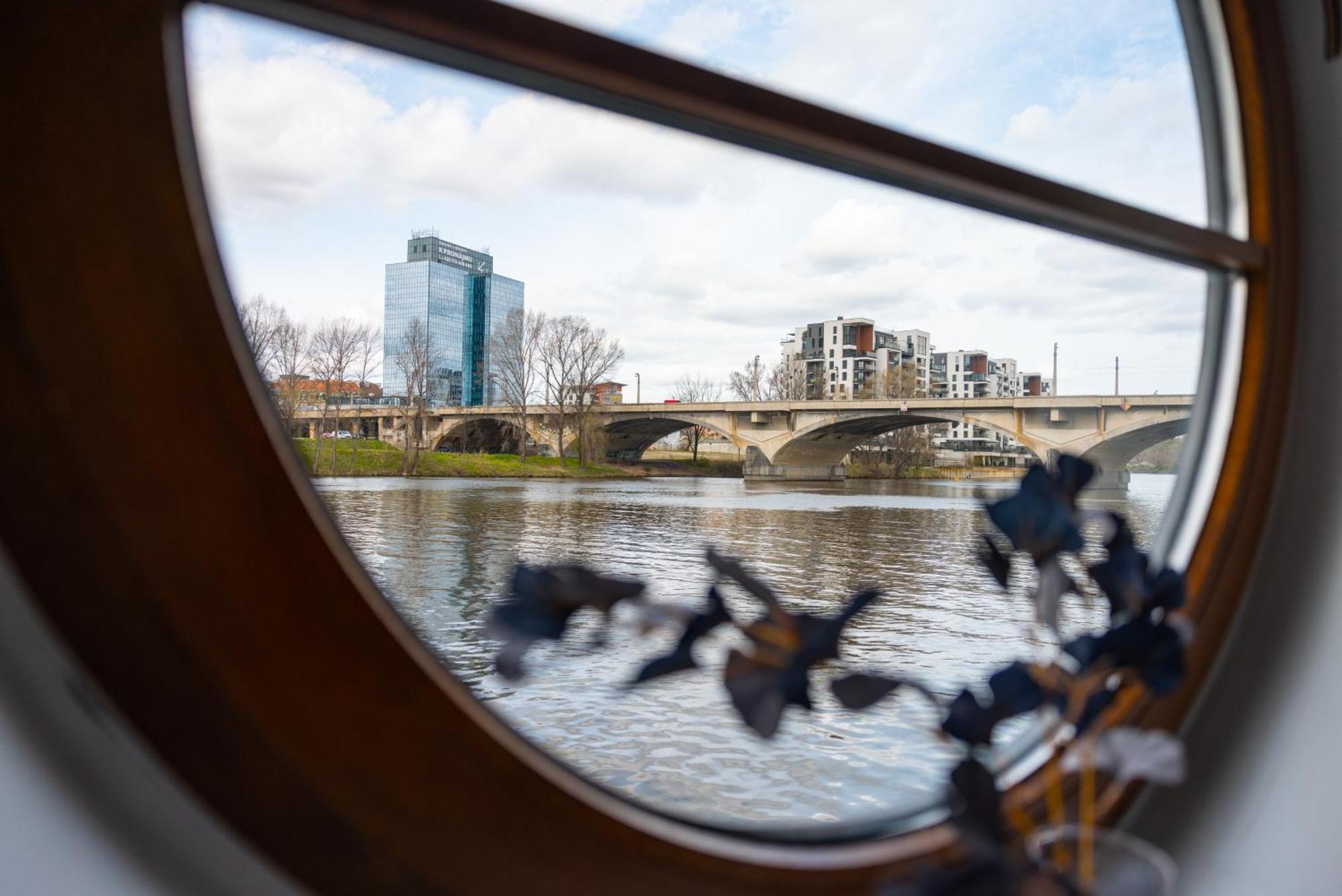 Botel Marina Prag Exterior foto